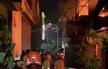 Charger Motor Listrik Bawa Petaka, Nenek dan Cucu Tewas Dalam Kebakaran Rumah di Surabaya