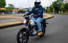 Harga Setara Rp 30 Jutaan, Motor Retro Suzuki Ini Iritnya Tembus 58 Km/Liter