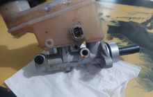 Master Rem Bermasalah Bisa Membuat Pedal Rem Mobil Terasa Berbeda