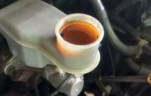 Ternyata Ini Sebabnya Minyak Rem Mobil Bekas Wajib Diganti Secara Berkala