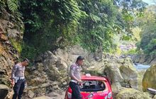 Bayi Usia 4 Bulan Kembali ke Sang Pencipta, Tubuh Anjlok ke Jurang 50 Meter di Kabin Daihatsu Ayla