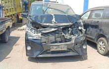 Kronologi Kecelakaan KH Anwar Zahid di Bojonegoro, Toyota Alphard Dijepit Truk Depan Belakang