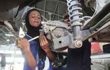Begini Perjuangan Uzma Nawaz Jadi Mekanik Perempuan Pertama Di Pakistan