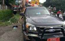 Ciawi gokil! Cuma di Sini, Ford Ranger Dipakai Angkut Sampah!