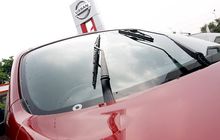 Alternatif Campuran Air Wiper Buat Usir minyak di Kaca Depan