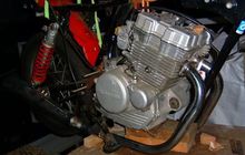 Waspada kalau Mesin Motor Bau Sangit , Cek Dua Komponen Vital Ini