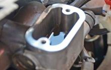 Cuma 5 Menit, Ini 3 Cara Mengisi Minyak Rem Motor Bebas Angin Palsu
