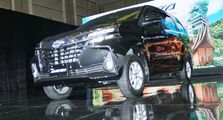 Presiden Direktur Mitsubishi Sambut Hangat Avanza-Xenia Baru