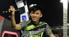 Adrian Septianto Raih Gelar Pembalap Mobil Terbaik OTOMOTIF Award 202
