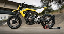 Custom Sendirian Yamaha MT-07 Sukses Berubah Bentuk Jadi Supermoto