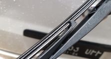 Penyebab Kaca Mobil Baret Menurut Bengkel Spesialis,  Wiper Seperti Ini Biang Keladinya