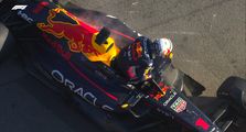 Kesal dengan Mobil Red Bull, Max Verstappen Malah Kena Marah Helmut Marko