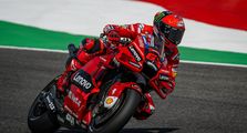 Hasil Balap MotoGP Italia 2022 - Pecco Bagnaia Berpesta di Kandang Sendiri, Marc Marquez Tutup Musim 2022 dengan Finis 10 Besar