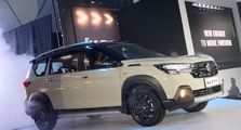 Baru Meluncur, Suzuki XL7 Hybrid Sudah Kena Diskon Puluhan Juta di Jakarta Fair 2023, Ertiga Hybrid Juga