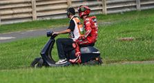 Crash di Balapan MotoGP India 2023, Pecco Bagnaia Ungkap Keanehan dari Motornya