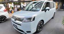 Toyota Voxy Dan  Nissan Serena Waspada, Honda Siapkan Step WGN Hybrid