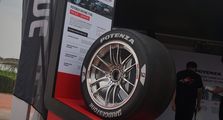 Ban Super GT 2025 Kuat Berapa Lap? Ini Kata Bos Bridgestone Motorsport