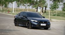 Libur Akhir Tahun Pakai Honda Civic RS e:HEV, Iritnya Bisa Jalan Jauh