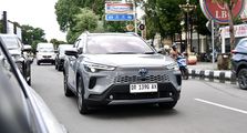 Jalan-jalan Di Lombok, BBM Toyota Corolla Cross HEV Bisa Seirit Ini