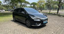 Tes BYD M6 di Parade Chindo, MPV Listrik Keluarga yang Fun to Drive