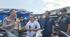 Mbak Ita Kaget Bahagia Lihat TikTok, Buru-buru Datangi Polrestabes Medan Bawa BPKB Motor