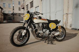 yamaha r1 scrambler