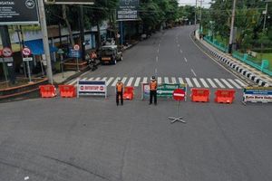 Pemkot Magelang Tutup Akses Utama Masuk Kota Sekda Kurangi Pendatang Putus Penyebaran Covid 19 Gridoto Com<script async src=