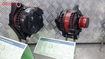 Begini Cara Bikin Suplai Listrik Besar Di Jip Atau Suv Buat Off Road Semua Halaman Gridoto Com