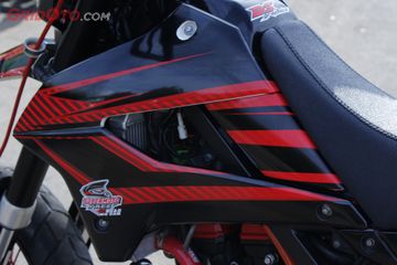 Dibikin Tambah Macho Kawasaki D Tracker 250 Pilih Kaki Kaki Aprilia Gridoto Com