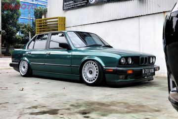 Belinya Rp 15 Juta Bmw Seri 3 E30 Antarkan Pemiliknya Berbisnis Bengkel Gridoto Com