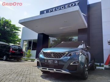 Astra Peugeot Resmikan Dealer Cabang Solo Jawa Tengah Dan Perkenalkan Seri 5008 Suv Gridoto Com