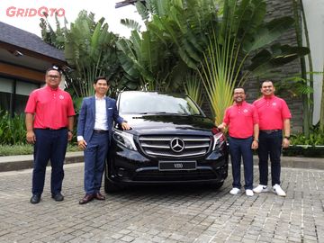 Menjajal Mercedes Benz Vito Business Sang Penjegal Toyota Alphard Gridoto Com