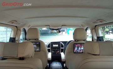 Menjajal Mercedes Benz Vito Business Sang Penjegal Toyota Alphard Gridoto Com