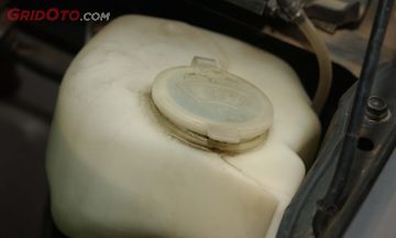 Selain Washer Fluid Ini Saran Pabrikan Untuk Isi Ulang Air Wiper Gridoto Com