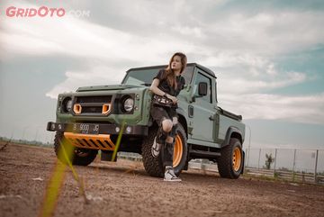 land rover defender garapan cewek