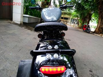 Rangka Kawasaki Ninja 250 Bobber Ini Terlihat Rigid Dari Luar