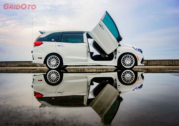 Gambar Inspirasi 94+ Modifikasi Spoiler Mobilio Paling Terbaru