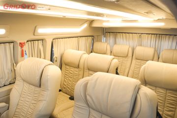 Tampilan Paket Modifikasi Kabin Toyota Hiace Premio Tipe V Dari Baze Gridoto Com