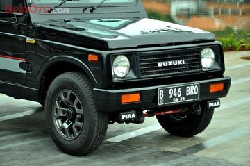Suzuki shop katana samurai