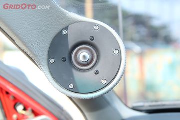 Begini Modifikasi Interior Dan Audio Mobil Korea Ini - Gridoto.com