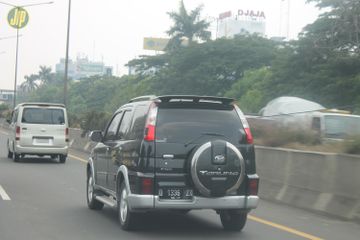 Daihatsu Taruna Kenalan Sama Perintis Suv 7 Seater Di Indonesia Gridoto Com