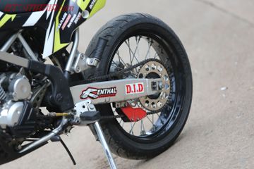 Kawasaki Klx Bf 150 Dandan Keren Ganti Baju Menjadi Supermoto Gridoto Com