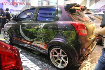 Modifikasi Datsun Go Plus Bermain Total Eksterior Hingga Kabin Gridoto Com