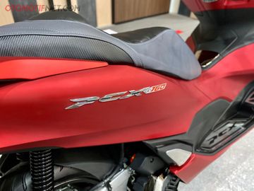 Honda PCX 160 Ditawari Aksesori, Ada 9 Part, Mulai Rp 50 Ribu 