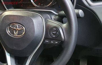 Fitur Cruise Control Corolla Cross, bikin kaki santai terutama di tol