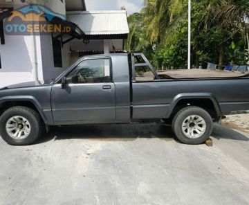 chevrolet luv tahun 1981 pikap tangguh