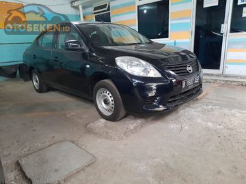 Nissan Almera Eks Blue Bird Kabin Lebih Lapang Dari Limo Tahun 2014 Dijual Murah Gridoto Com