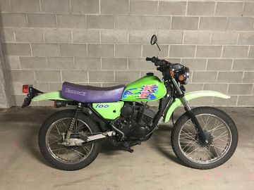 Kawasaki Klx 150 Update Dua Warna Baru Mirip Trail Jadul Dan Motornya Tom Cruise Gridoto Com