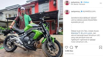 Ustad Zacky Mirza Beli Moge Bersejarah Mendiang Uje