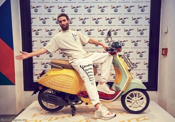 Vespa Primavera Edisi Terbatas Ini Meluncur Di Indonesia Harga Setara Toyota Avanza Bekas Tipe G Sob Gridoto Com